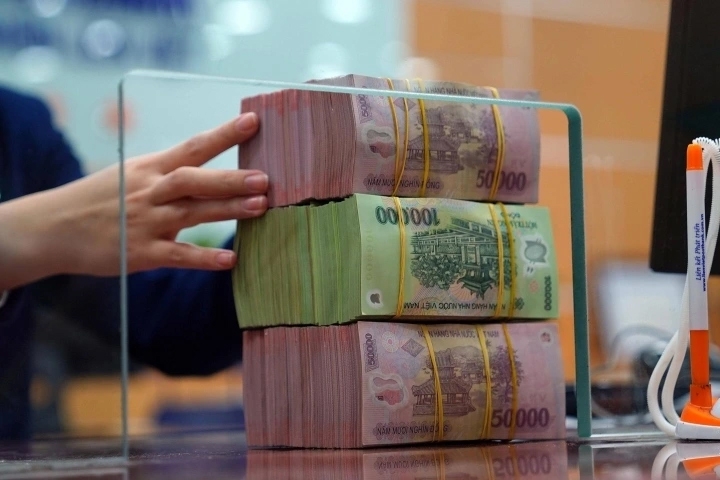 lai suat cho vay cham nguong 10 nam phuong an on dinh kinh te vi mo hinh anh 1