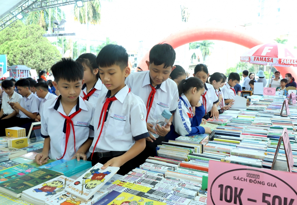 Đắk Lắk chuyển đổi số, ứng dụng công nghệ thông tin để phát triển văn hóa đọc