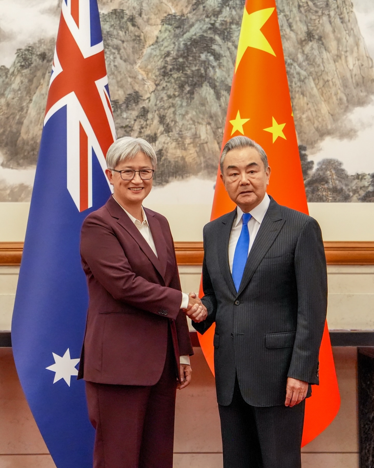 Australia tìm kiếm sự hợp tác từ Trung Quốc để tránh thiếu hụt nhiên liệu máy bay