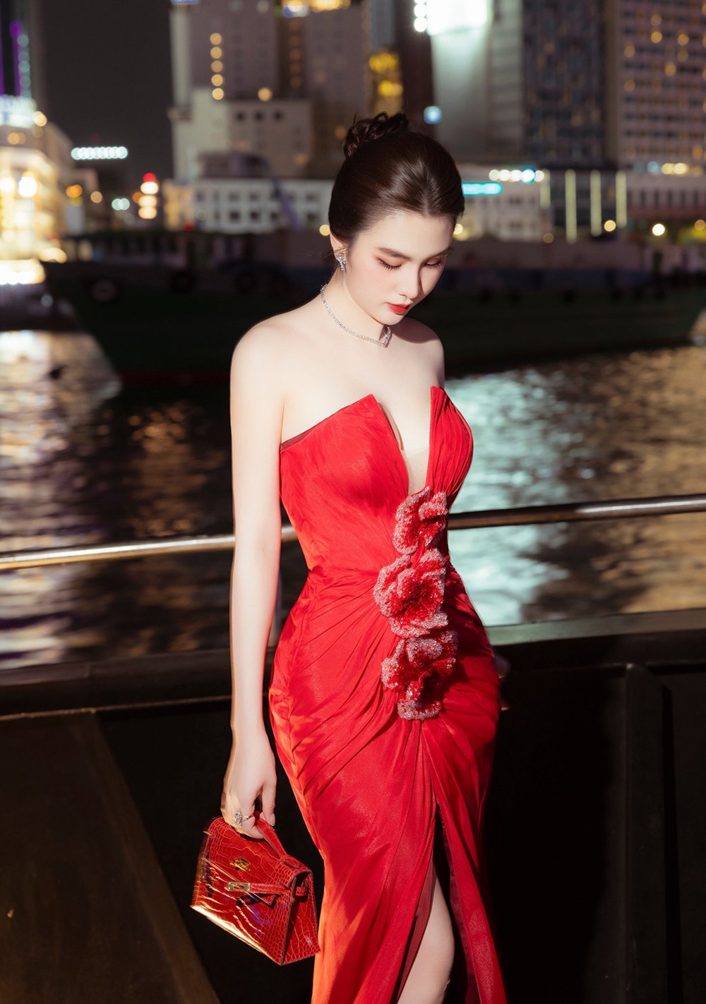 sao viet hom nay 24 4 quang minh u70 dang ky ket hon voi nguoi mau kem 37 tuoi hinh anh 6