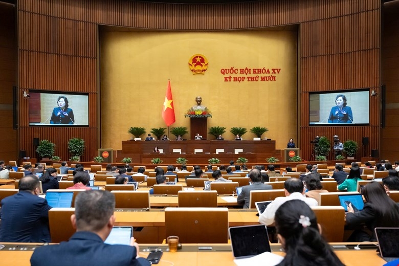 chinh phu de xuat giam thue voi xang dau ve 0 dong hinh anh 1