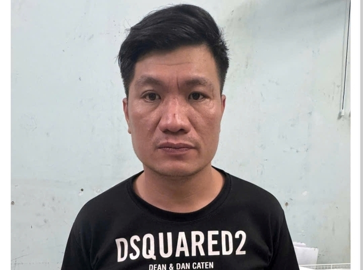 tam giu hinh su ke hanh hung nguoi phu nu lon tuoi tai quan an via he o quy nhon hinh anh 1