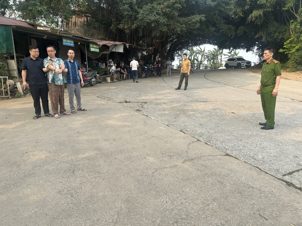 lam ro vu no sung khi va cham giao thong o hung yen hinh anh 3