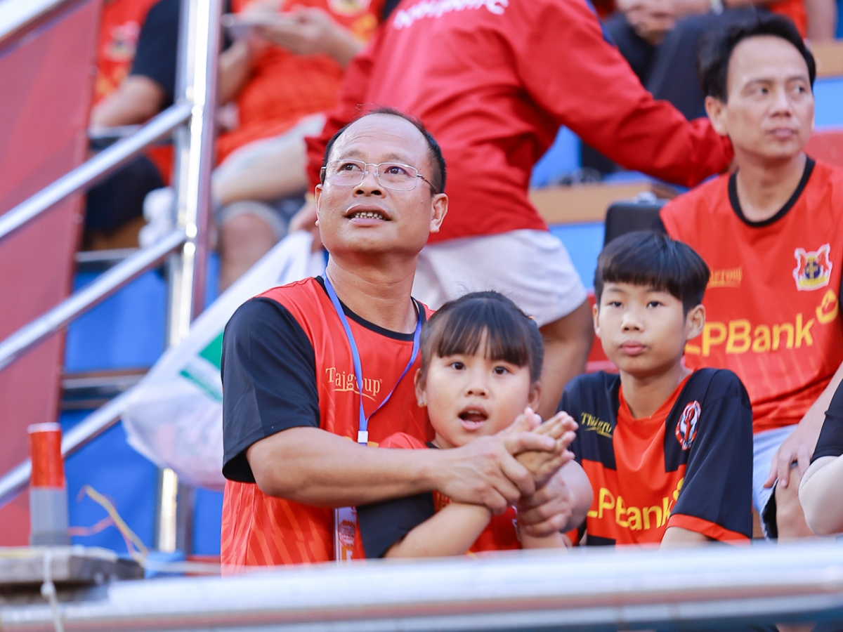 truc tiep ninh binh 0-0 pvf-cand thach thuc voi chu nha hinh anh 12