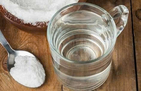 uong nuoc muoi buoi sang loi hay hai cho suc khoe hinh anh 1