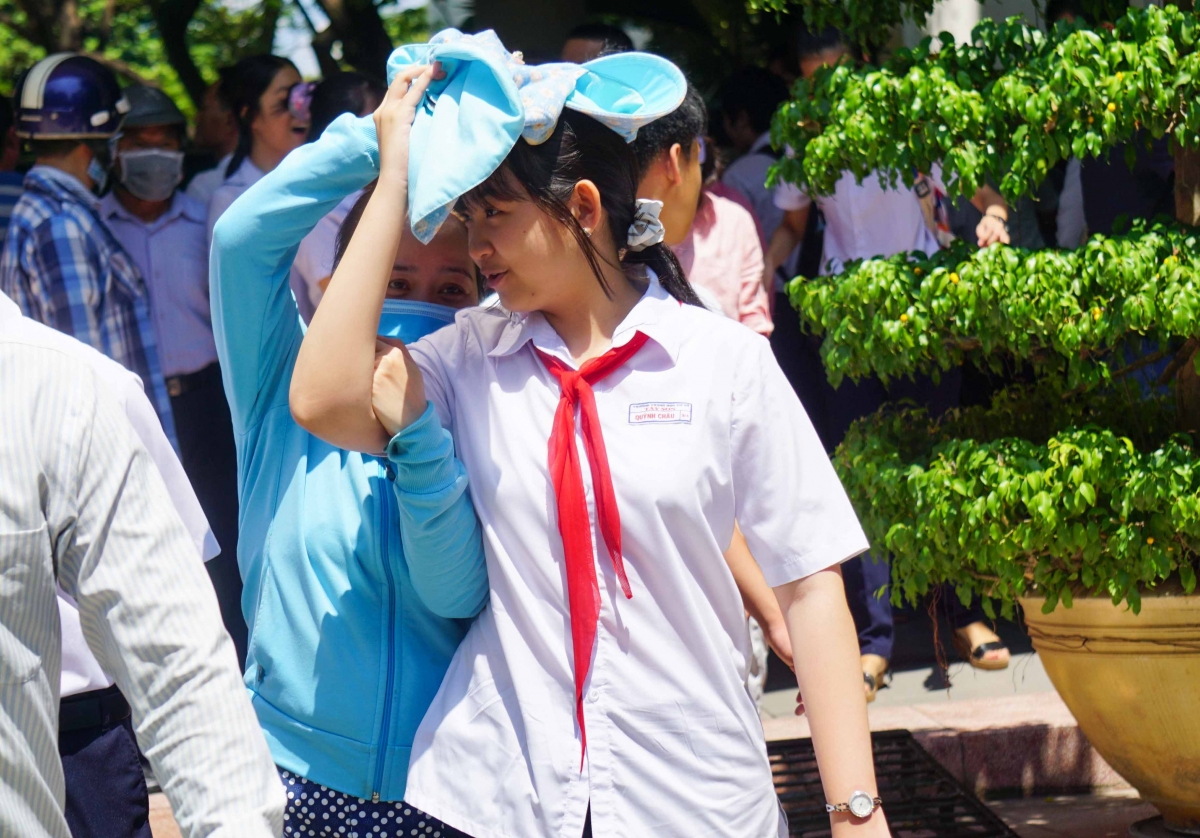 nang nong cuc doan mua thi lam sao bao ve bo nao si tu truoc khi qua muon hinh anh 2