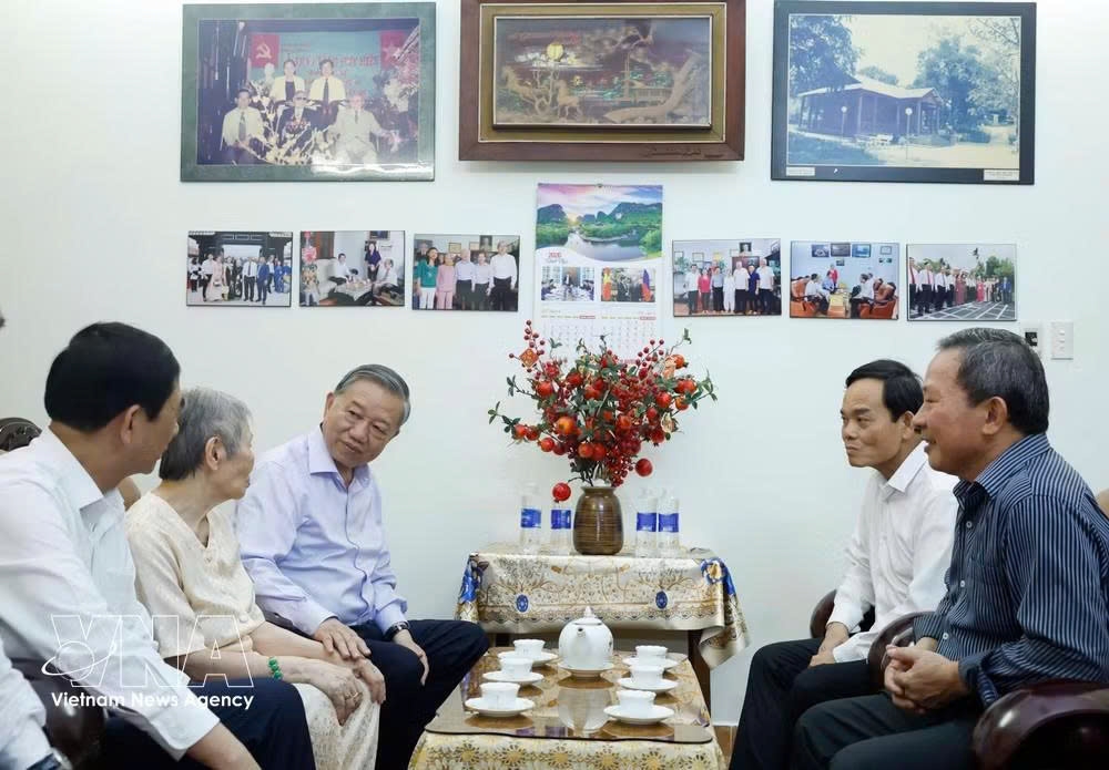 party general secretary, state president pays tribute to predecessor leaders picture 3