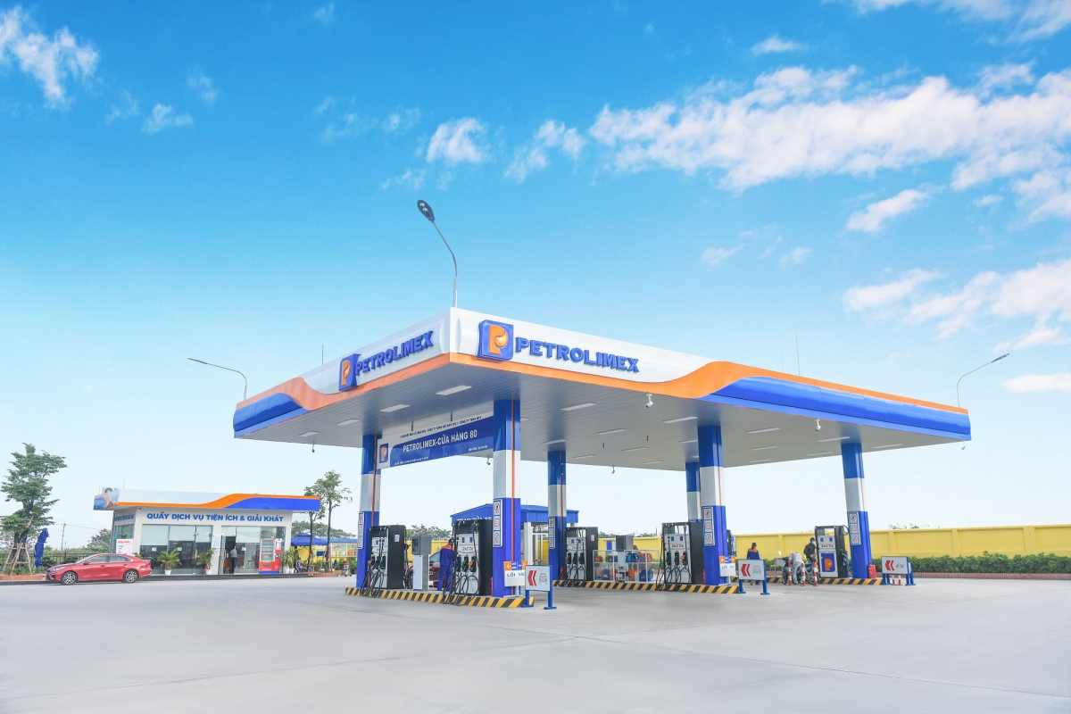 petrolimex tien phong trien khai xang sinh hoc e10, thuc day chuyen dich nang luong xanh hinh anh 2