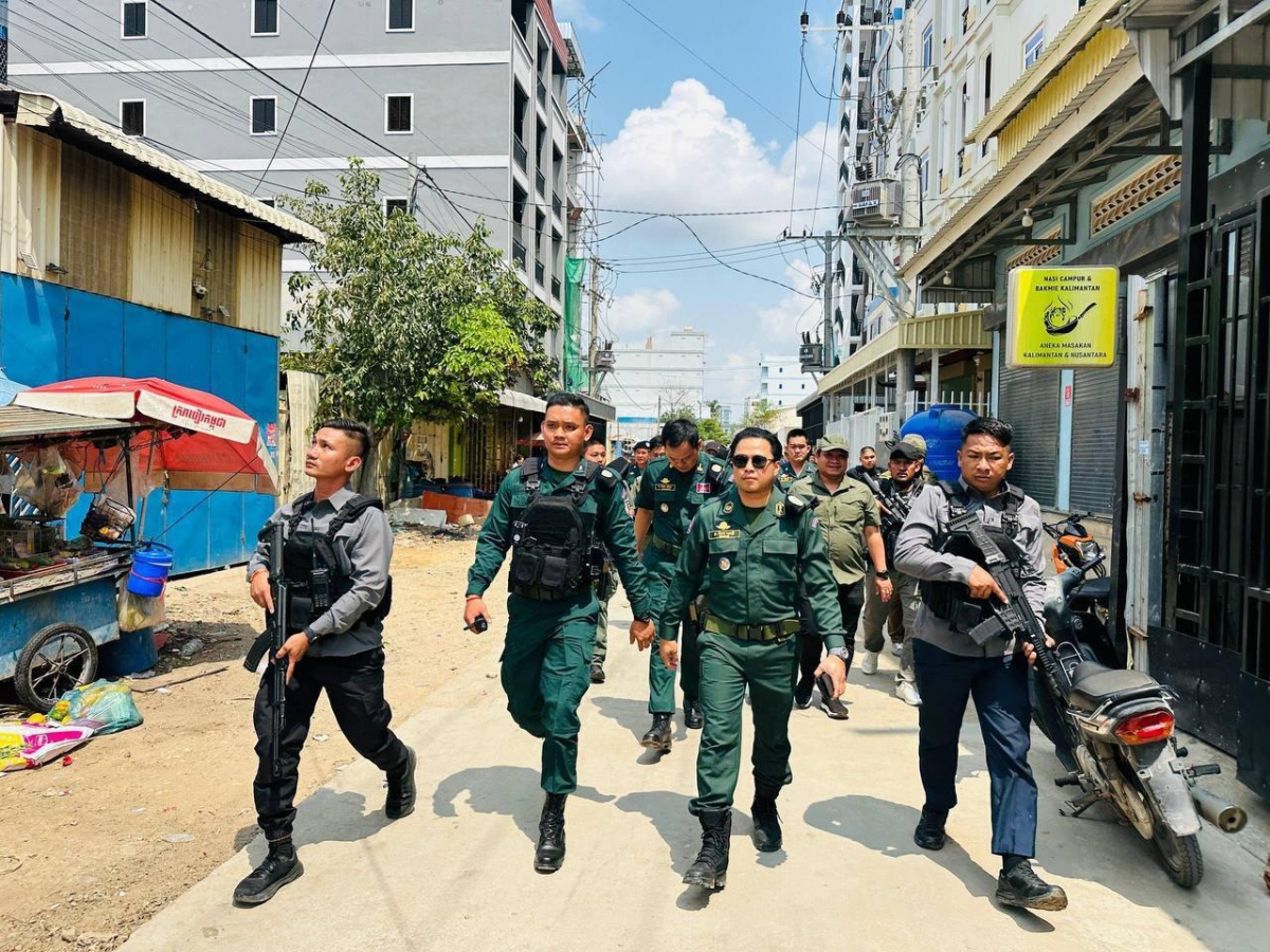 campuchia thanh lap cac nhom cong tac nham tang cuong tran ap lua dao truc tuyen hinh anh 2