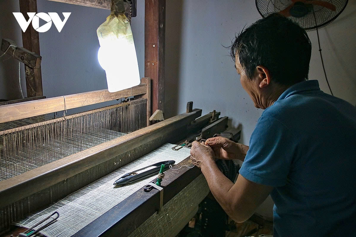 from lotus flower to silk - the unique journey of phung xa village picture 13