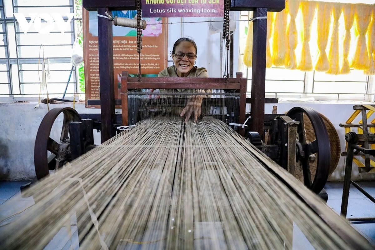 from lotus flower to silk - the unique journey of phung xa village picture 15