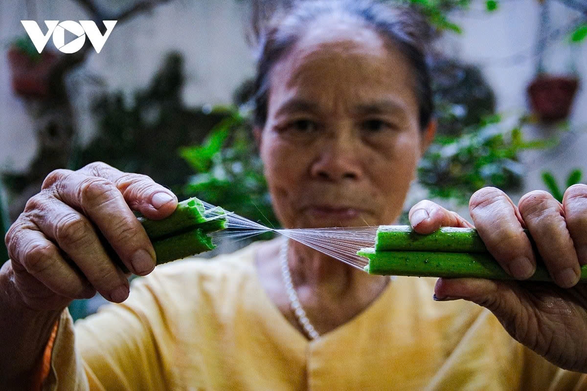from lotus flower to silk - the unique journey of phung xa village picture 4