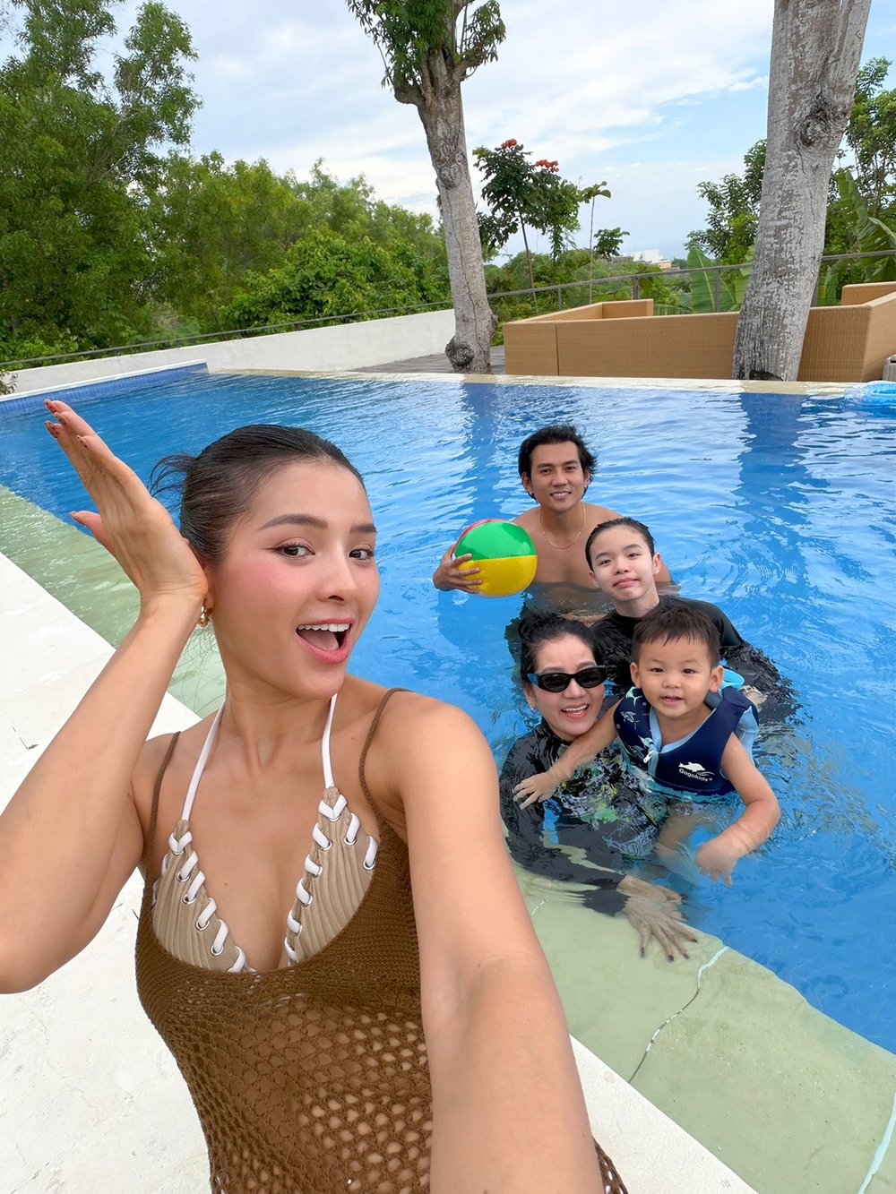 sao viet 8 4 thuy ngan rang ro o tuoi 35, huyen my gay ban tan thanh ly giay ban hinh anh 10