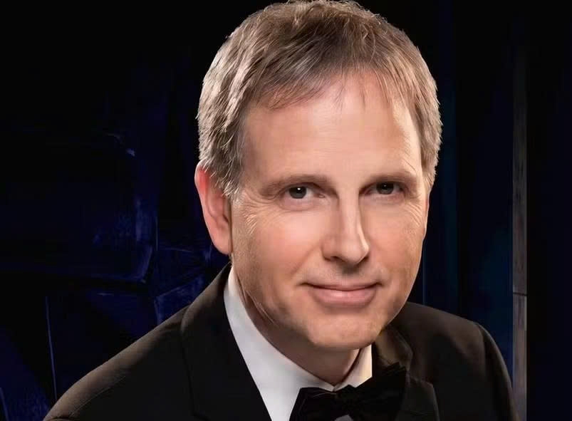 world-renowned pianist kevin kenner to perform in vietnam picture 1