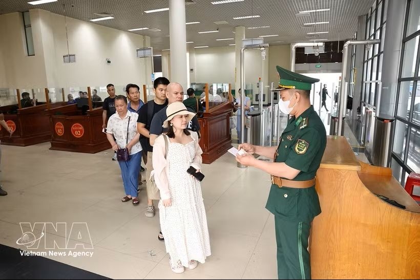 vietnam, china promote ai application in cross-border tourism cooperation picture 1