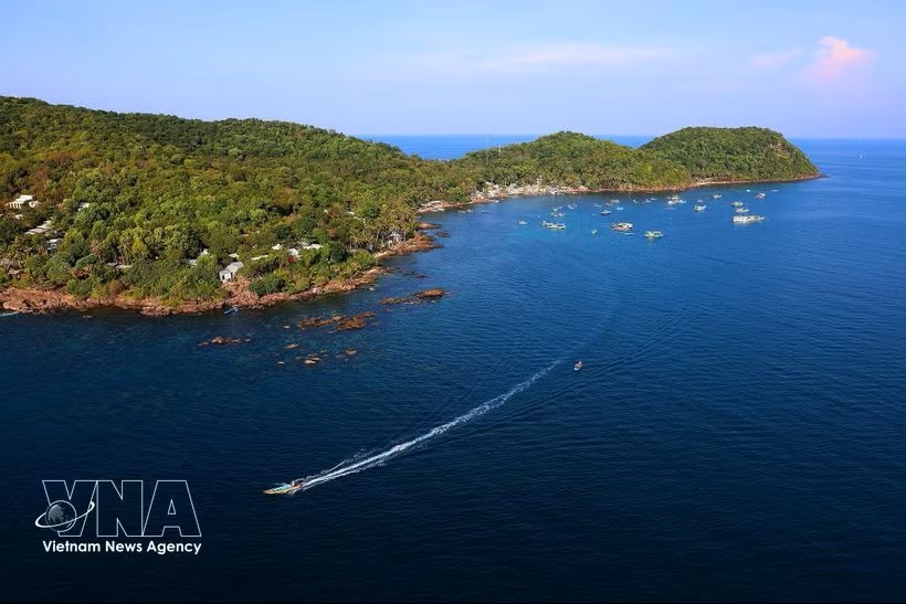 uk newspaper praises phu quoc s unspoilt charm amid tourism boom picture 1