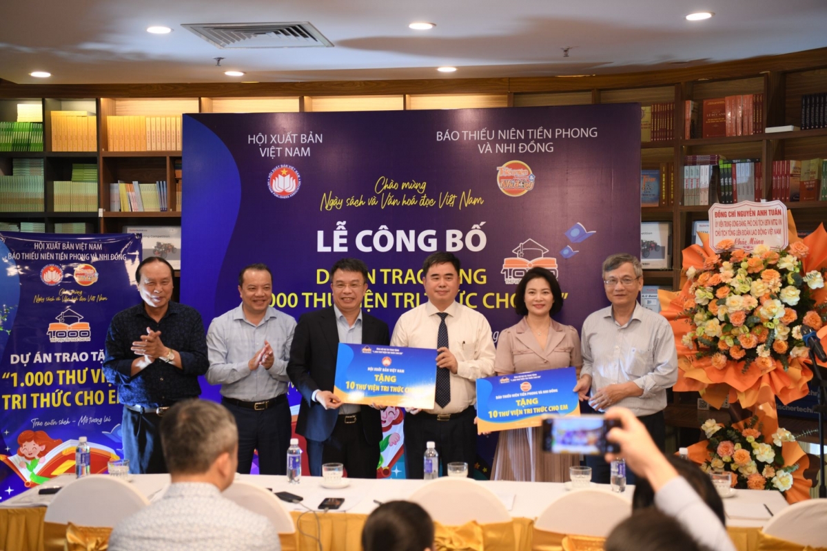 khoi dong du an 1.000 thu vien tri thuc cho hoc sinh hinh anh 3