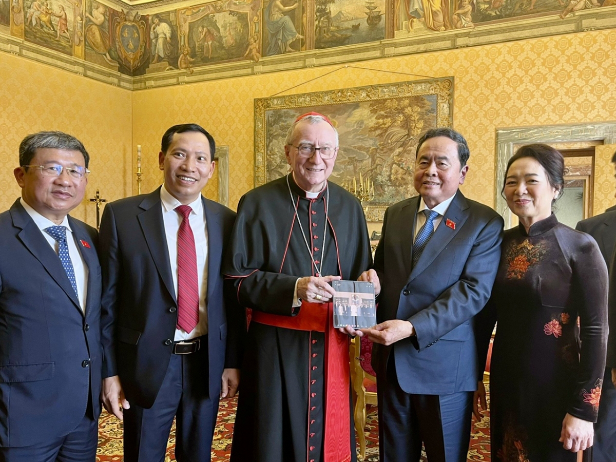 chu tich quoc hoi tran thanh man hoi kien thu tuong toa thanh vatican hinh anh 4