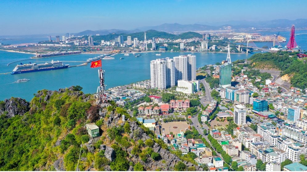 xay dung, phat trien quang ninh theo mo hinh thanh pho truc thuoc trung uong hinh anh 1