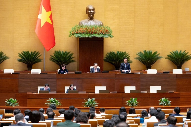 trinh quoc hoi quyet dinh giam sat ve quan ly tru so lam viec sau sap xep hinh anh 2