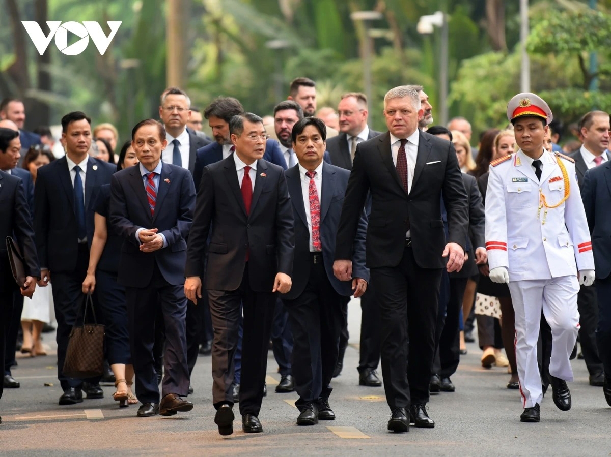 in pictures slovak prime minister robert fico visits vietnam picture 3