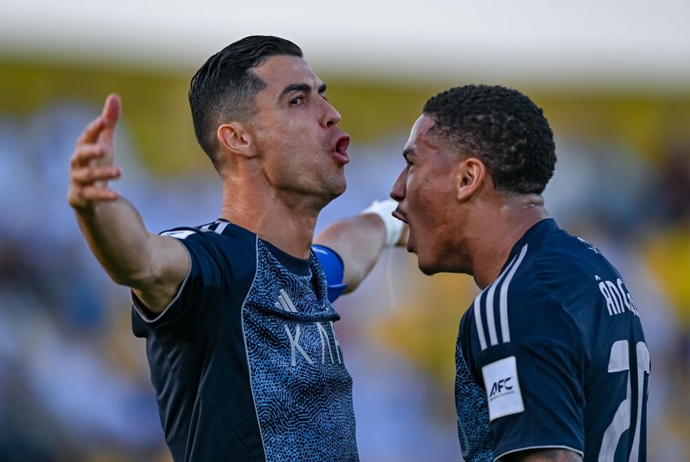 cristiano ronaldo can moc 970 ban thang trong su nghiep hinh anh 1