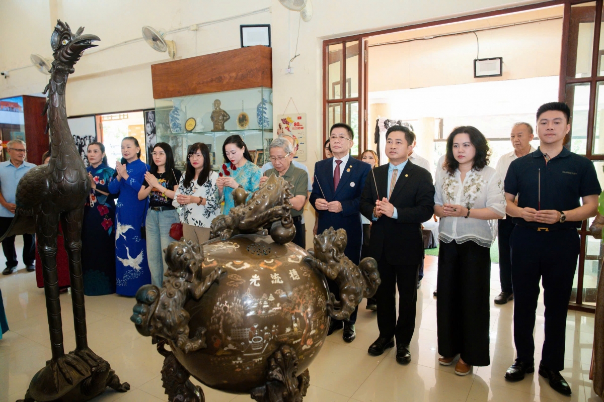  giu lua tieng viet tren dat thai hanh trinh gin giu coi nguon dan toc hinh anh 2