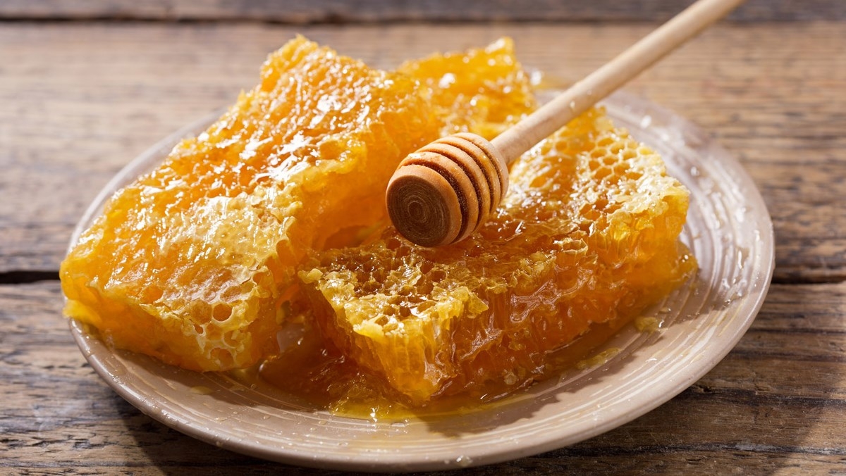 sap ong an duoc khong va vi sao nhieu nguoi coi do la bau vat suc khoe hinh anh 1