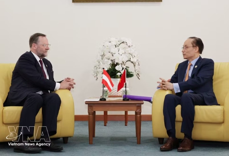 vietnam steps up bilateral ties with asean and eu, promotes cultural diplomacy in brunei picture 2