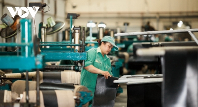 Công đoàn lấy ý kiến người lao động về hoán đổi ngày dịp nghỉ lễ Giỗ Tổ và 30/4