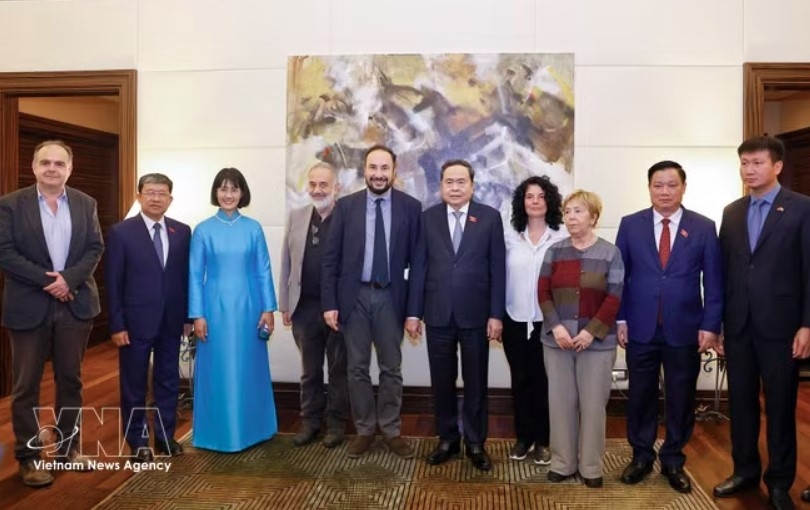 na chairman meets italy s communist reconstruction party leader in rome picture 2