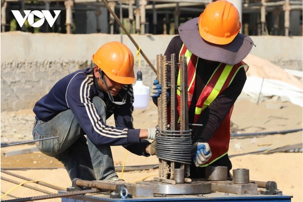 cong trinh truong noi tru lien cap son la ky nghi le nhung khong nghi viec hinh anh 4