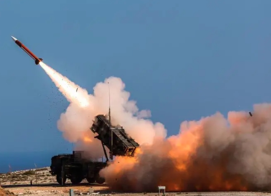 ukraine ha cap khai hoa patriot tu ban loat xuong ban don truoc ten lua nga hinh anh 1