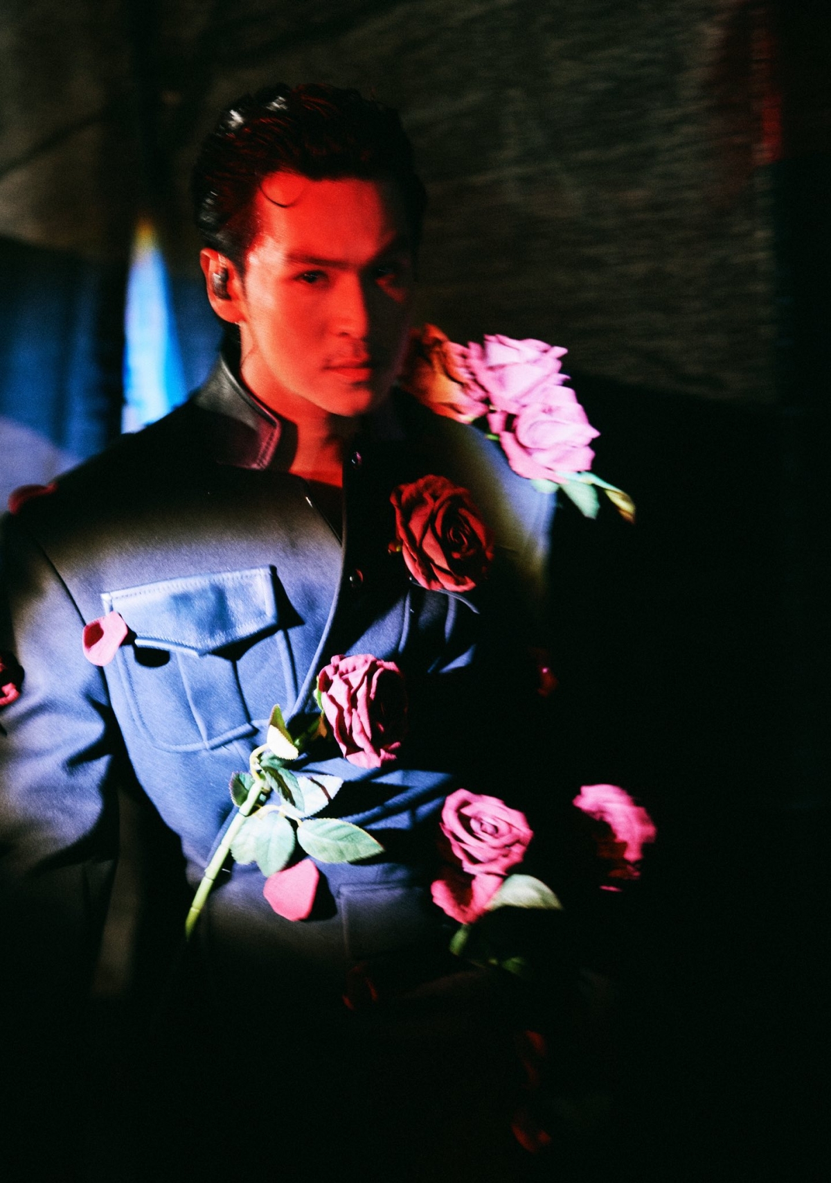 thien minh bien hau truong concert thanh khung phim dien anh day me hoac hinh anh 3