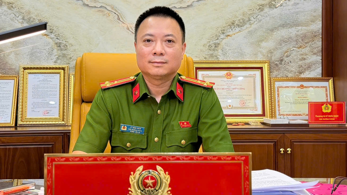 80 nam canh sat hinh su ha noi thep giua long thu do hinh anh 1