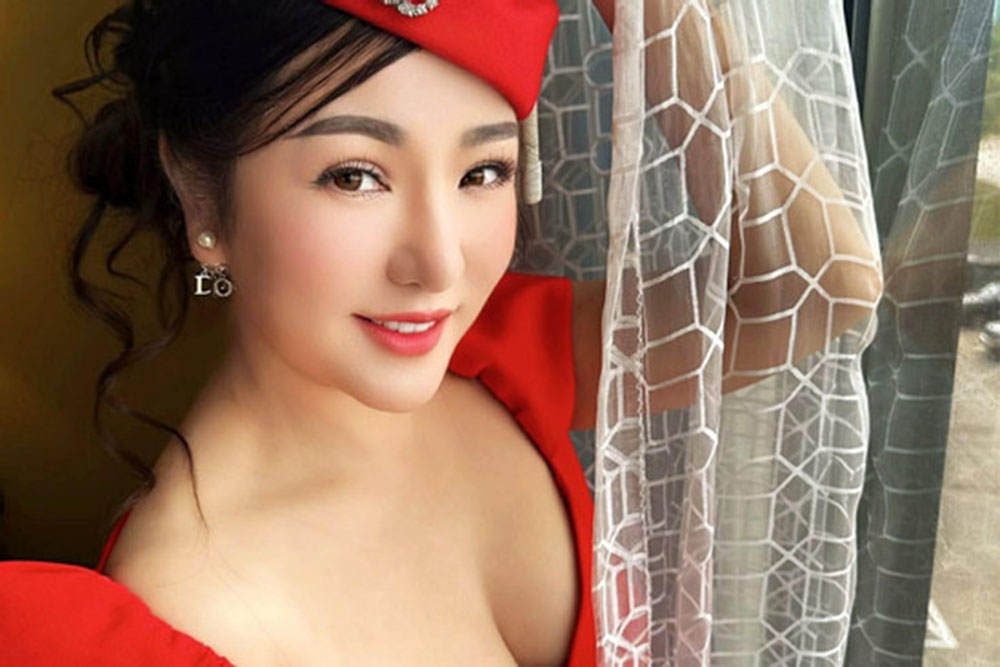 sao viet 5 4 phuong oanh thu hut cong dong mang bang status lac quan hinh anh 9