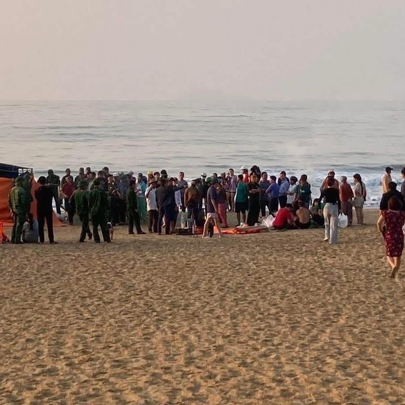 tim thay thi the nam sinh truong chuyen mat tich khi tam bien quy nhon hinh anh 2