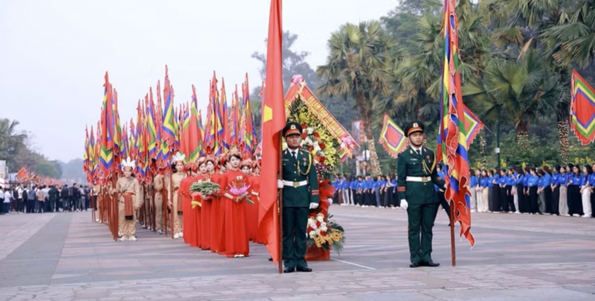 party chief, state president to lam pays tribute to hung kings picture 5