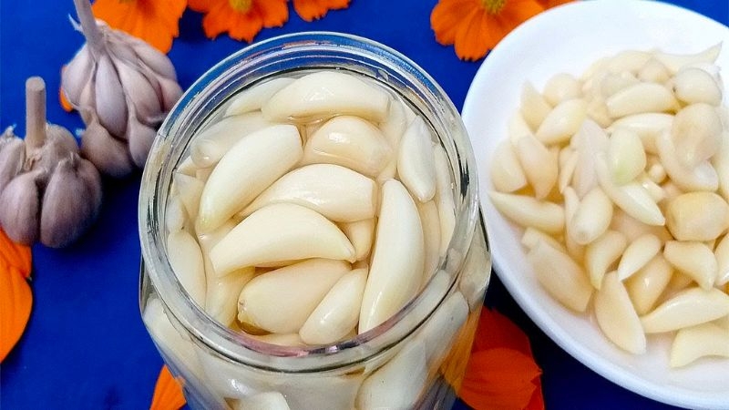Tỏi ngâm giấm có thực sự là “thần dược”? Sự thật không phải ai cũng biết