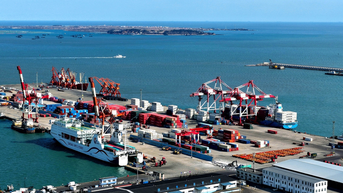 Trung Quốc đẩy mạnh phát triển thương mại điện tử dựa trên AI và xuyên biên giới