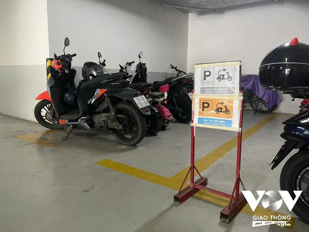tram sac xe dien tai chung cu phan vung khong gian va co lap rui ro hinh anh 1