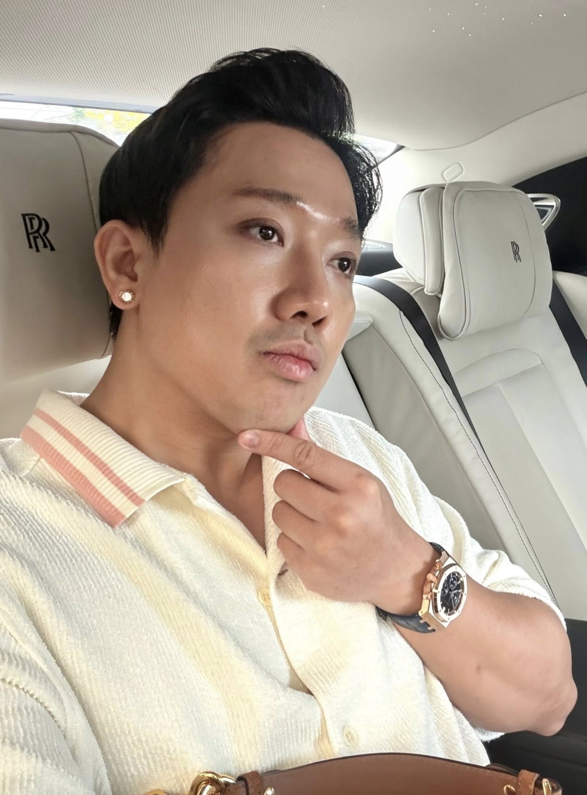 sao viet 17 4 cac anh tai nha tre xa anh nhi nho khien fan dung ngoi khong yen hinh anh 2