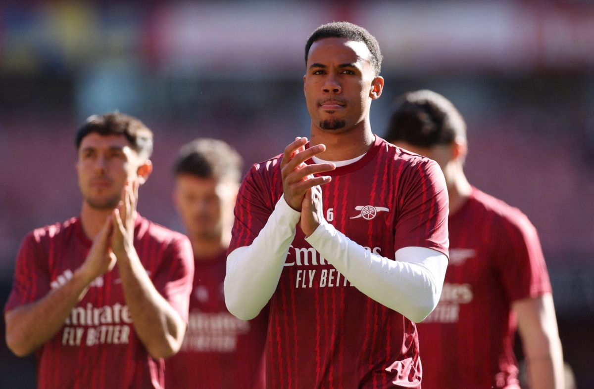 truc tiep arsenal 1-0 newcastle eberechi eze ghi ban dep mat hinh anh 17