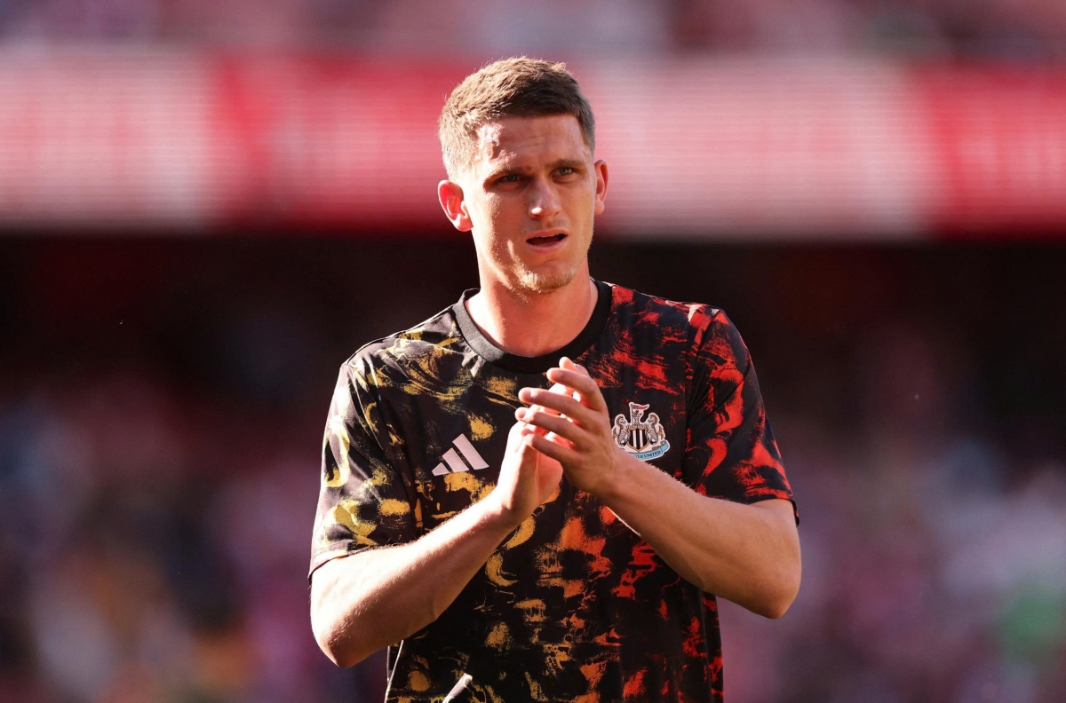 truc tiep arsenal 1-0 newcastle eberechi eze ghi ban dep mat hinh anh 21