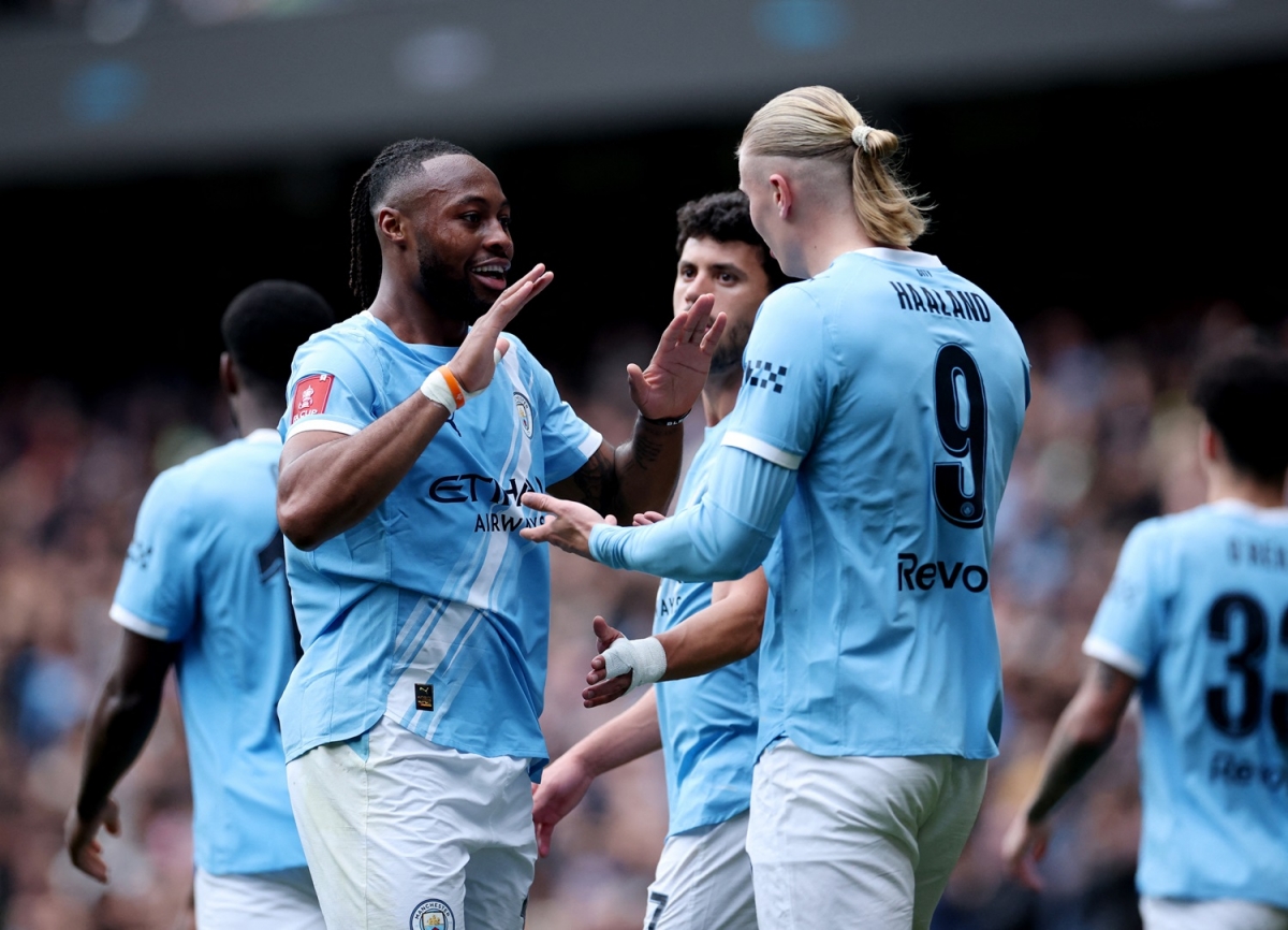 truc tiep man city 4-0 liverpool haaland ghi hat-trick, salah hong phat den hinh anh 2