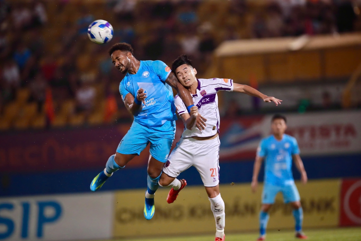 truc tiep tp.hcm 1-1 nam Dinh xuan son bi tu choi ban thang hinh anh 11