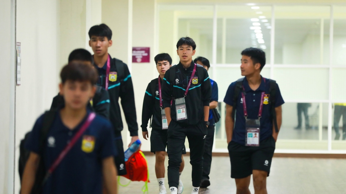 truc tiep u17 lao 0-3 u17 malaysia con mua ban thang hinh anh 6