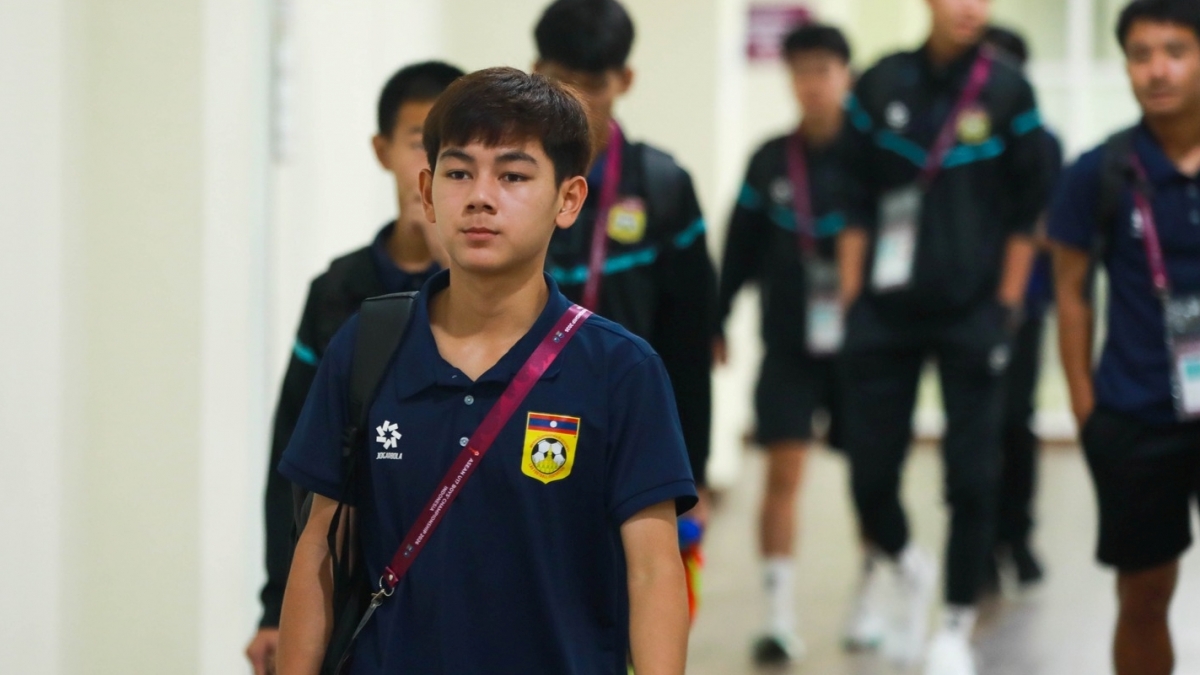 truc tiep u17 lao 0-3 u17 malaysia con mua ban thang hinh anh 16