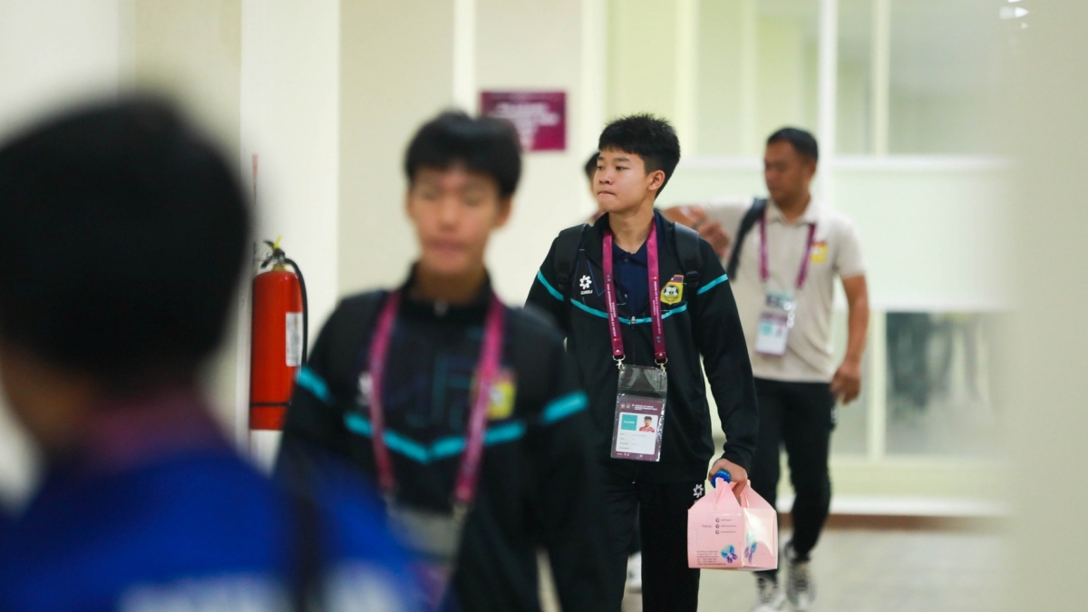 truc tiep u17 lao 0-3 u17 malaysia con mua ban thang hinh anh 12