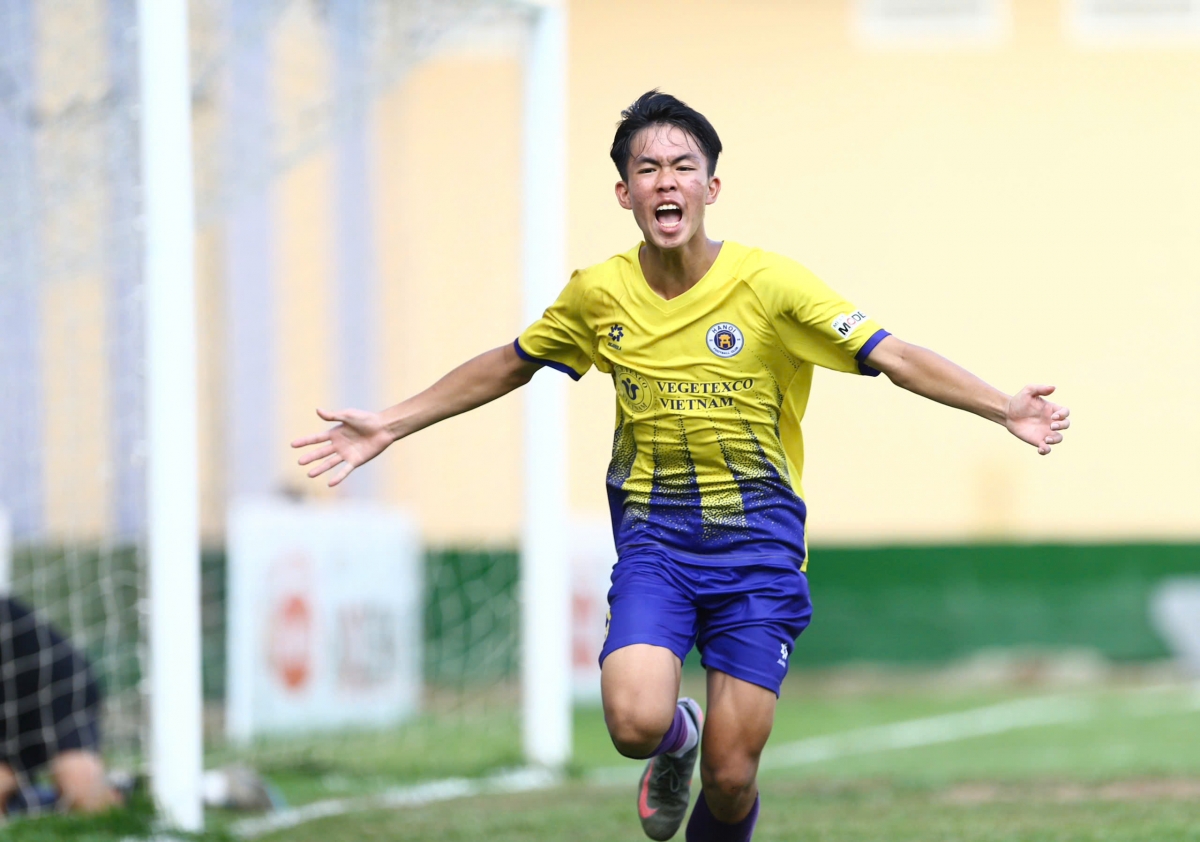 ket qua bong da hom nay 14-4 ha noi i dang quang ngoi vo dich giai u15 quoc gia hinh anh 3